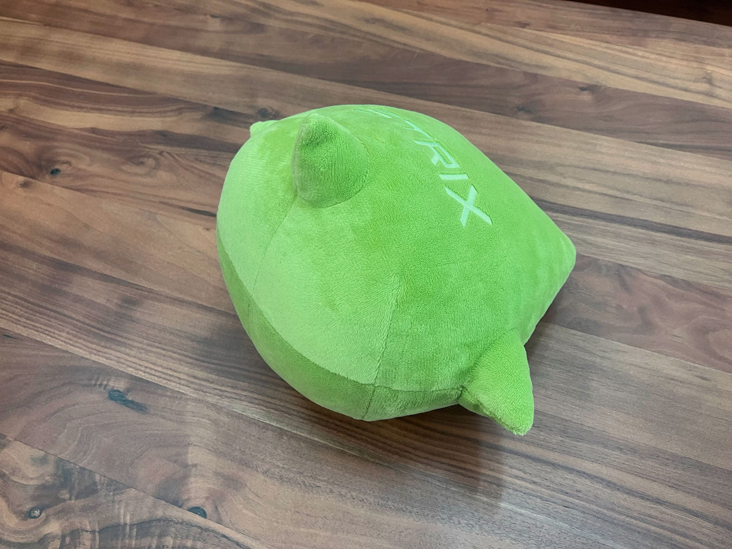 STRIX plush back profile bottom-up view